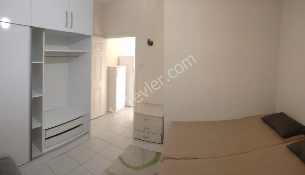 Flat To Rent in Karaoğlanoğlu, Kyrenia