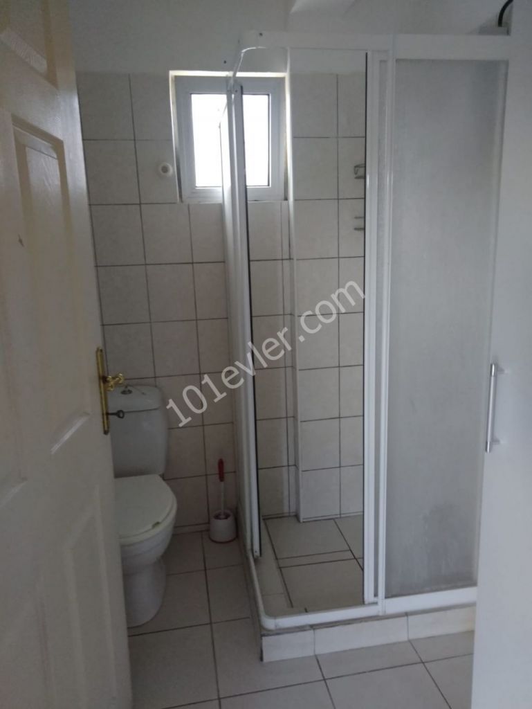 Girne Karaoğlanoğlu'nda kiralık 1+1 eşyalı daire!