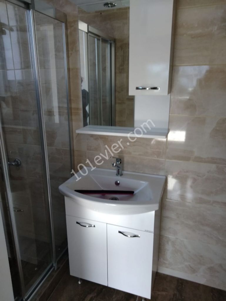 Flat To Rent in Karaoğlanoğlu, Kyrenia