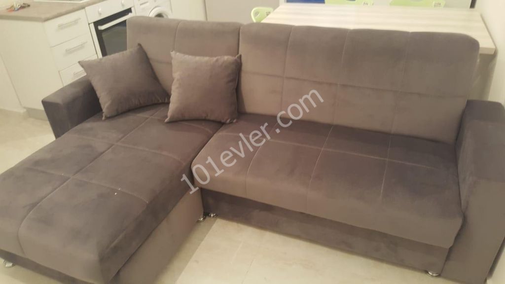 Girne Zeytinlikte kiralık sıfır full eşyalı 2+1 daire!