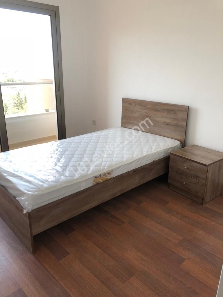 Girne merkezde kiralık full eşyalı 2+1 daire! 