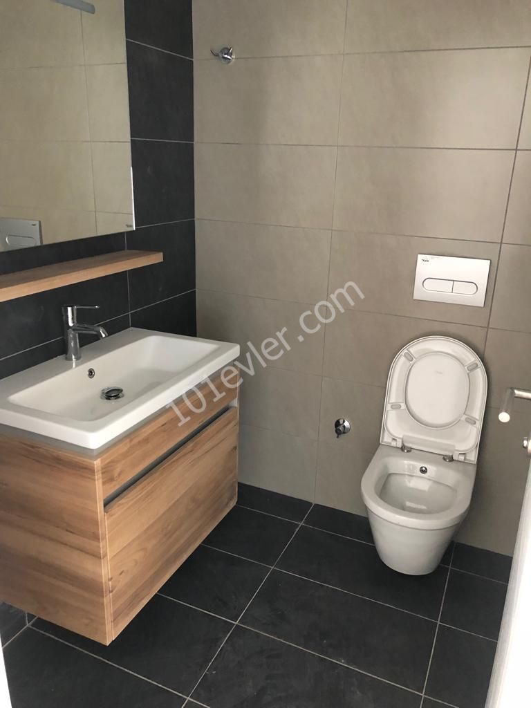 Girne merkezde kiralık full eşyalı 2+1 daire! 