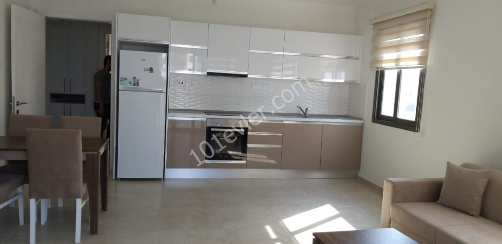 Girne merkezde kiralık full eşyalı 2+1 daire!