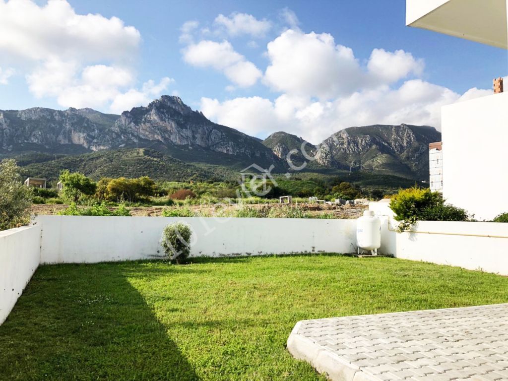 3+1 twin villa zum Verkauf in Kyrenia Olivenhain te! ** 