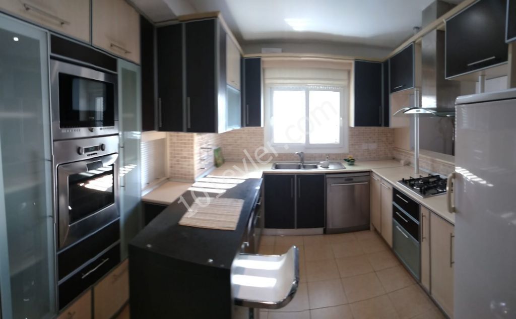 3 BEDROOM FLAT FOR RENT İN CİTY CENTER