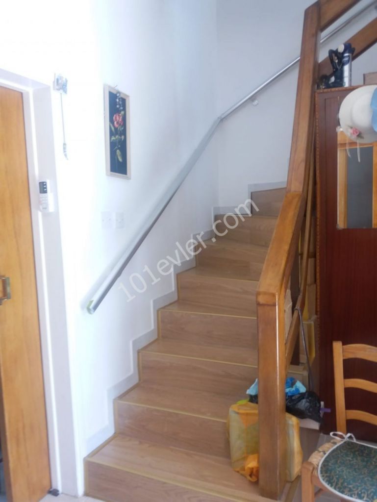 Detached House For Sale in Girne Merkez, Kyrenia