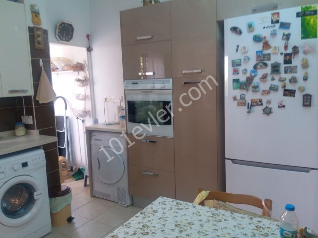 Detached House For Sale in Girne Merkez, Kyrenia