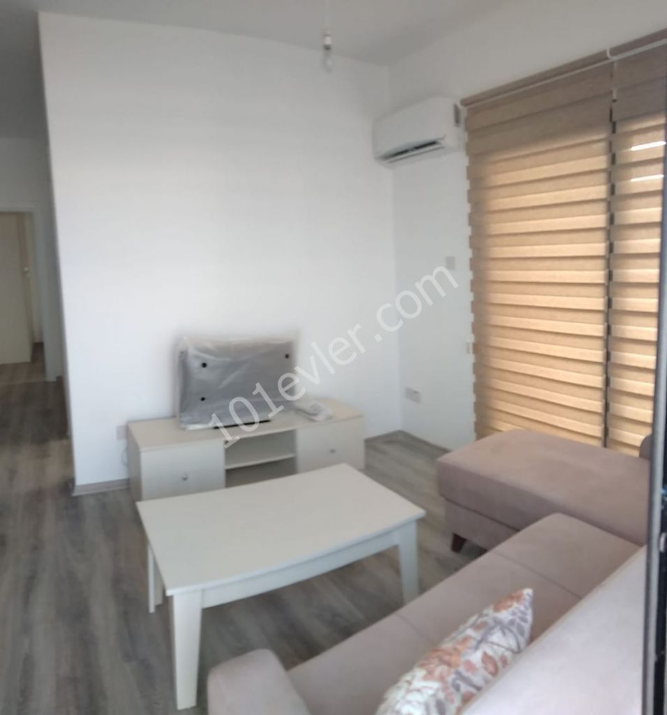 GİRNE MERKEZDE KİRALIK DENİZ MANZARALI FULL EŞYALI 2+1 PENTHOUSE