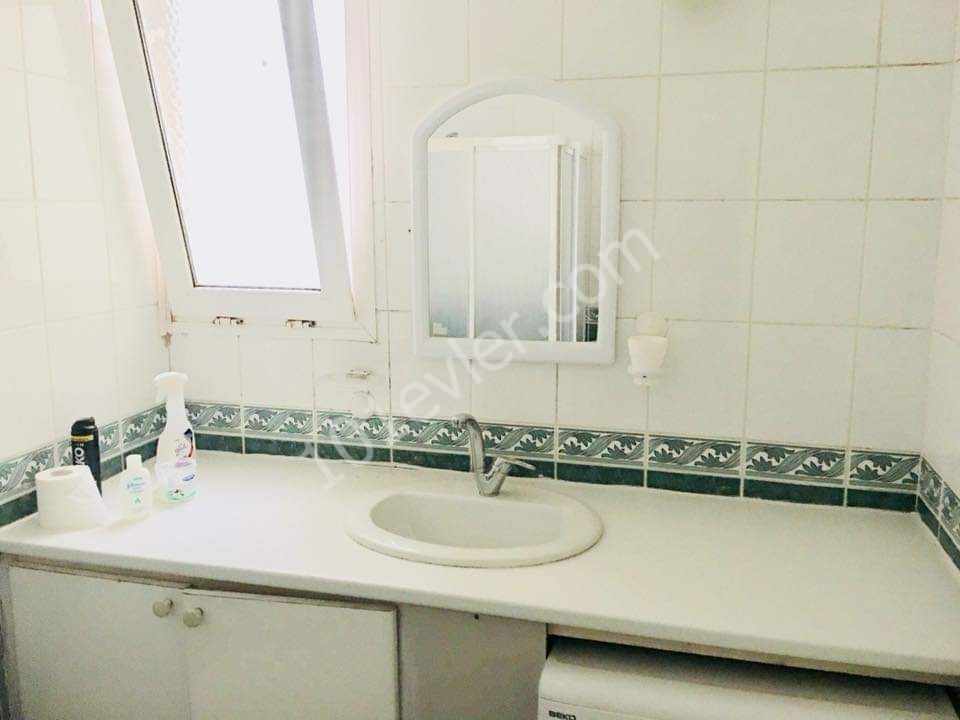 Flat To Rent in Girne Merkez, Kyrenia