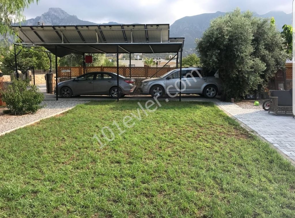 Detached House For Sale in Karaoğlanoğlu, Kyrenia