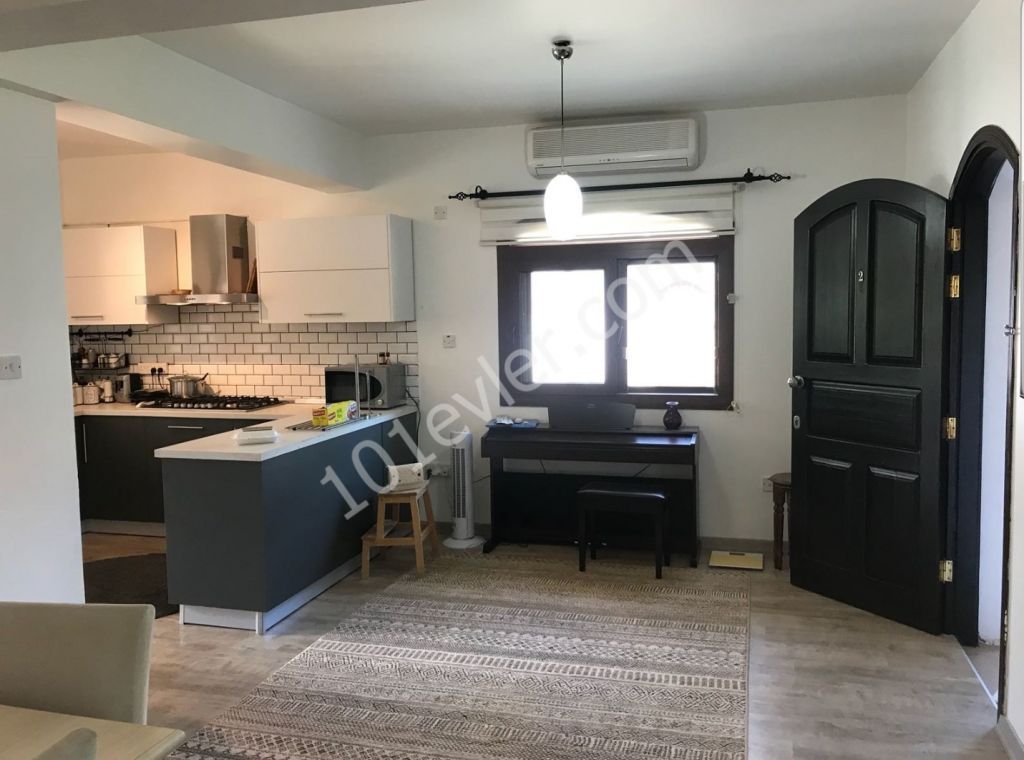 Detached House For Sale in Karaoğlanoğlu, Kyrenia