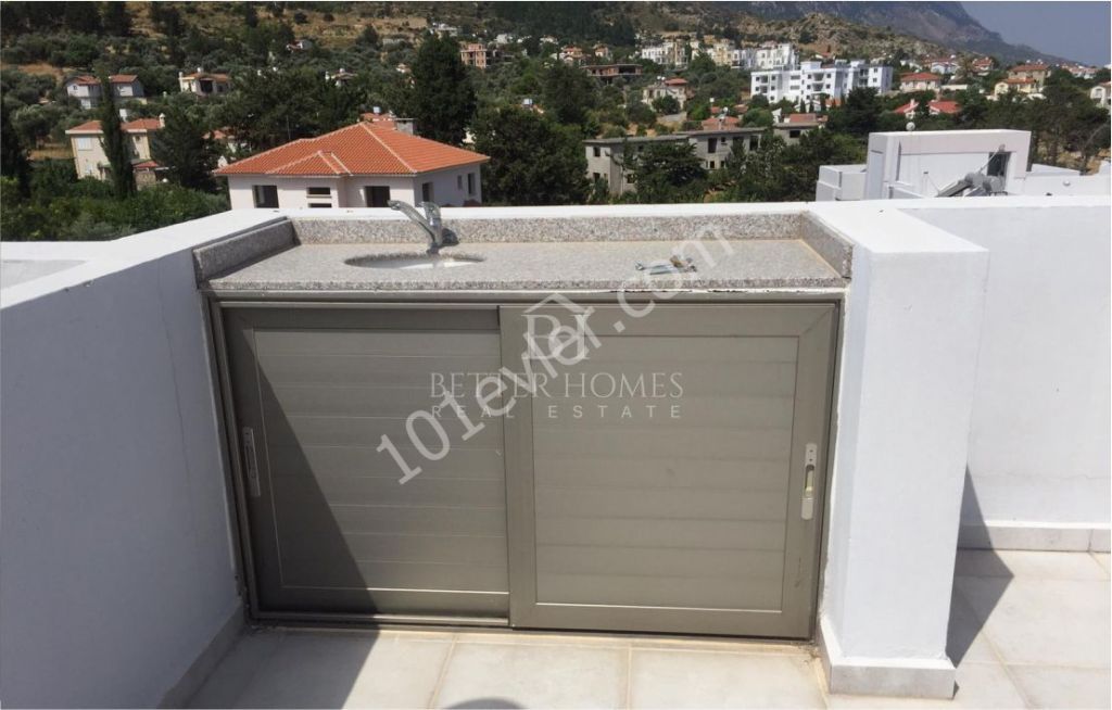 GİRNE ALSANCAK'DA SİTE İÇERİSİNDE SATILIK 2+1 FULL EŞYALI DAİRE