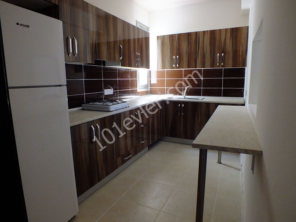 Flat To Rent in Karaoğlanoğlu, Kyrenia