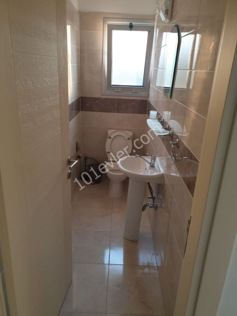 Flat To Rent in Ozanköy, Kyrenia