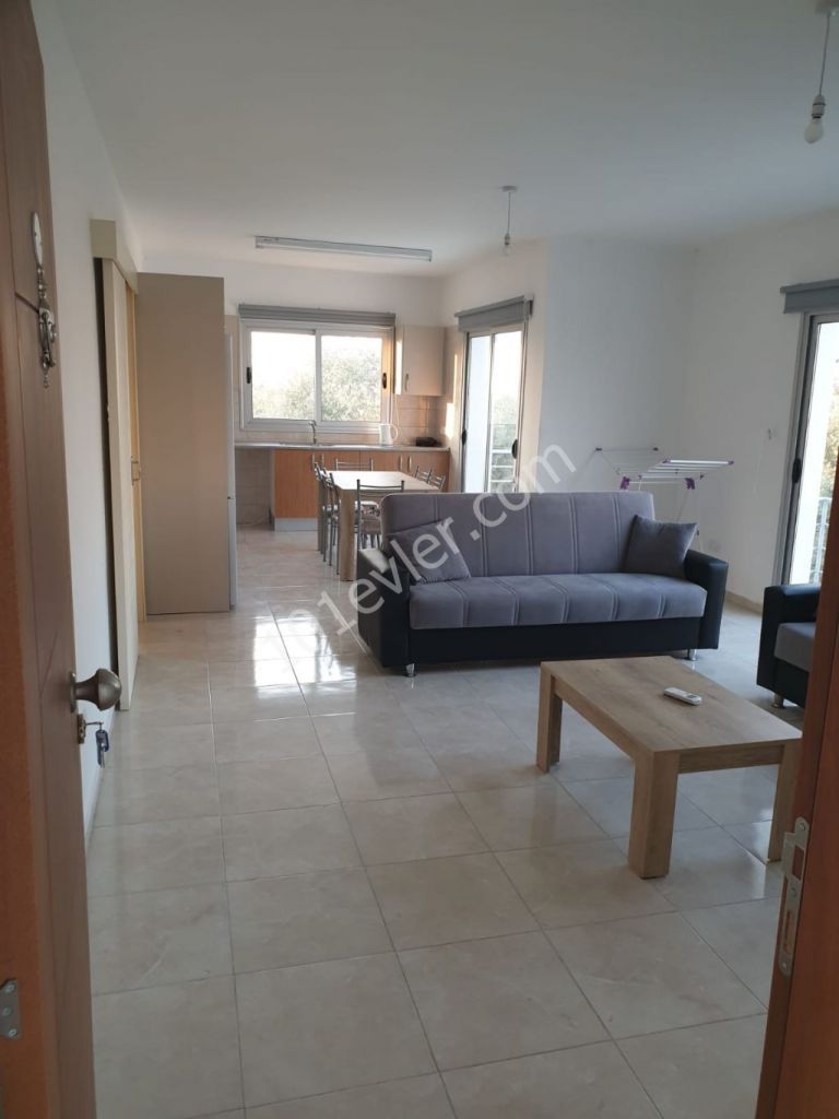 Flat To Rent in Ozanköy, Kyrenia