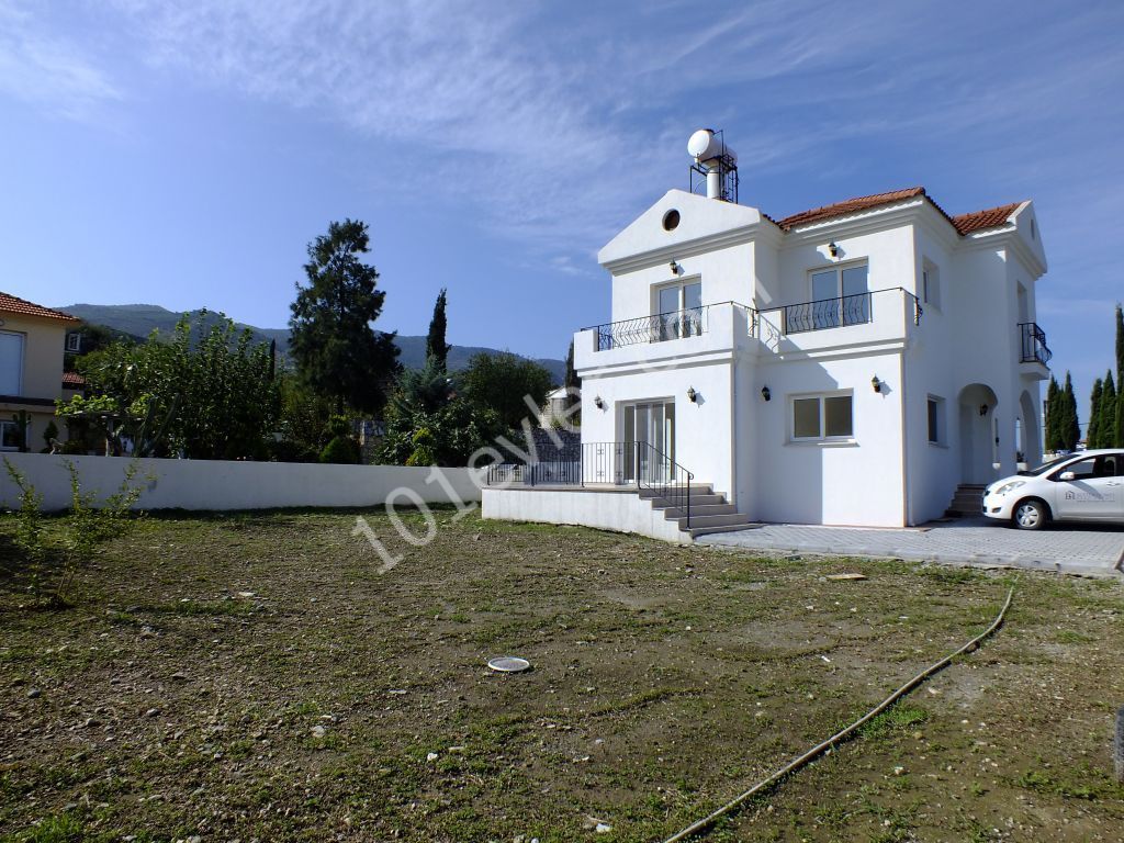 Villa To Rent in Yeşiltepe, Kyrenia