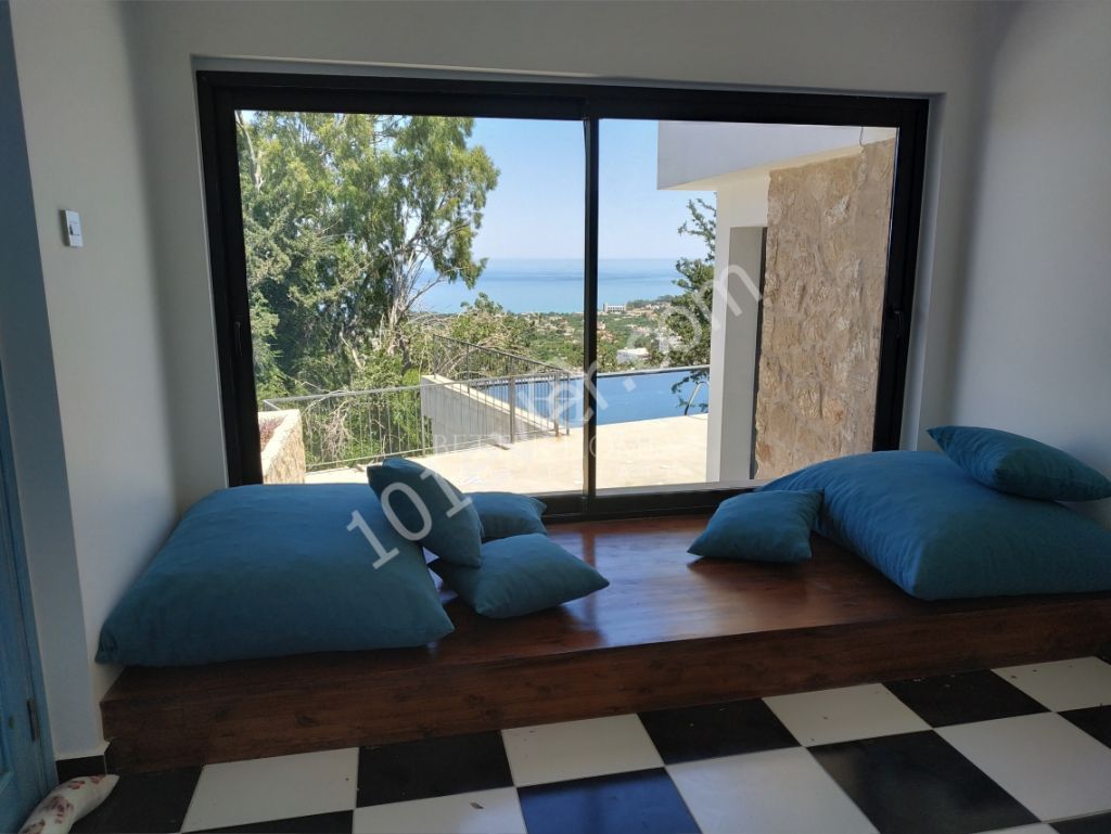 HISTORICAL STONE VILLA WITH A MAGNIFICENT VIEW FOR SALE IN KYRENIA LAPTA ** 