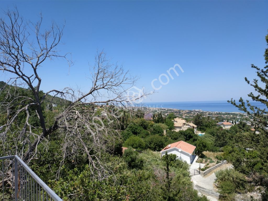 HISTORICAL STONE VILLA WITH A MAGNIFICENT VIEW FOR SALE IN KYRENIA LAPTA ** 