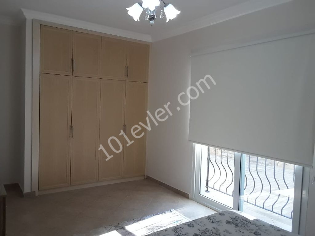 Girne Edremit'te Kiralık Tek Depozitolu 3+1 Full eşyalı Daire