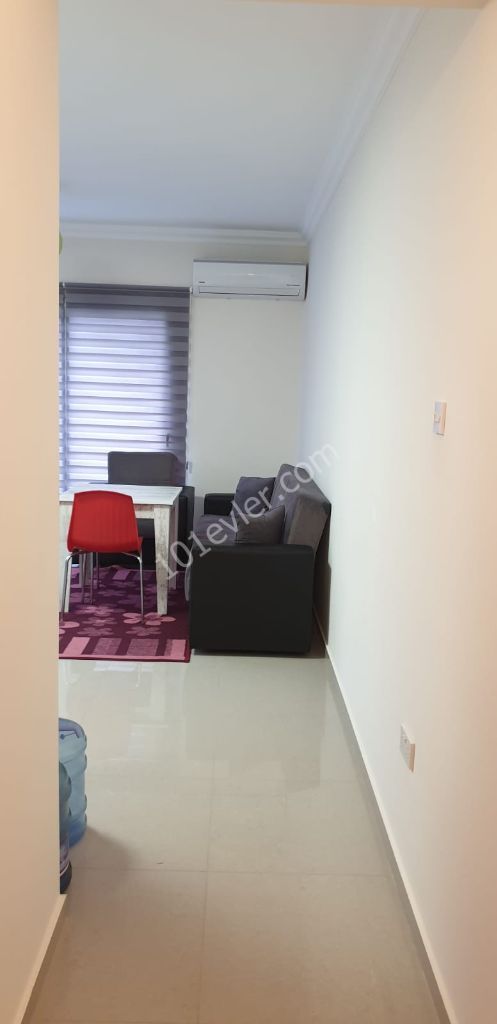 GİRNE MERKEZDE KİRALIK FULL EŞYALI 2+1 DAİRE