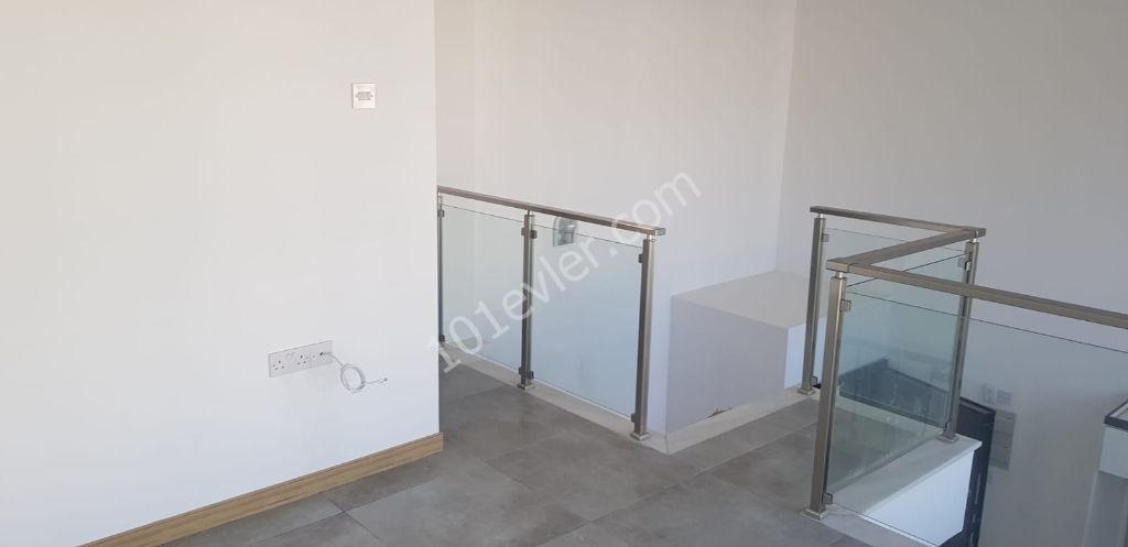 GİRNE ALSANCAK'TA SATILIK SIFIR 1+1 LOFT