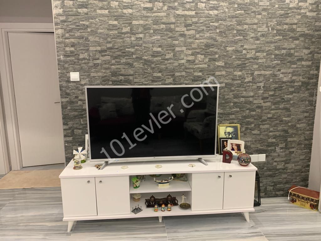 GİRNE ALSANCAK'TA KİRALIK FULL EŞYALI LÜKS 2+1 DAİRE