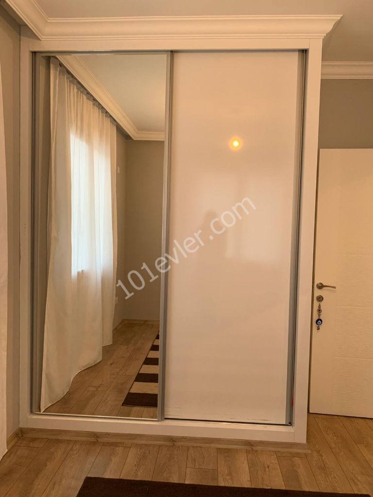 GİRNE ALSANCAK'TA KİRALIK FULL EŞYALI LÜKS 2+1 DAİRE