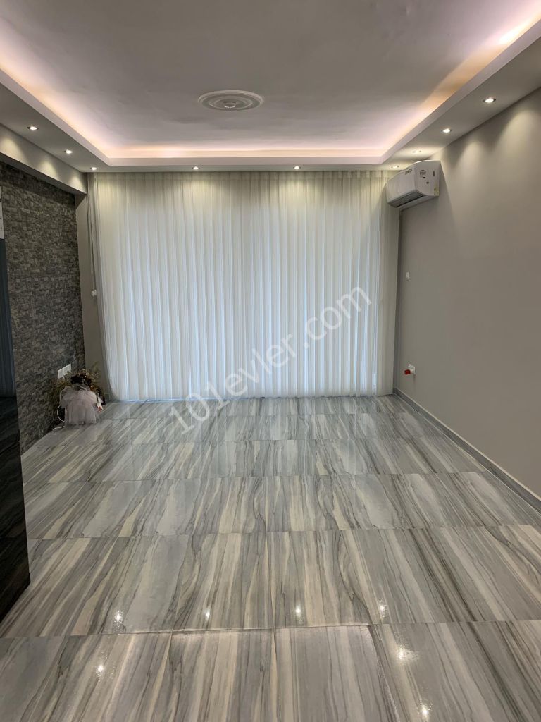 GİRNE ALSANCAK'TA KİRALIK FULL EŞYALI LÜKS 2+1 DAİRE