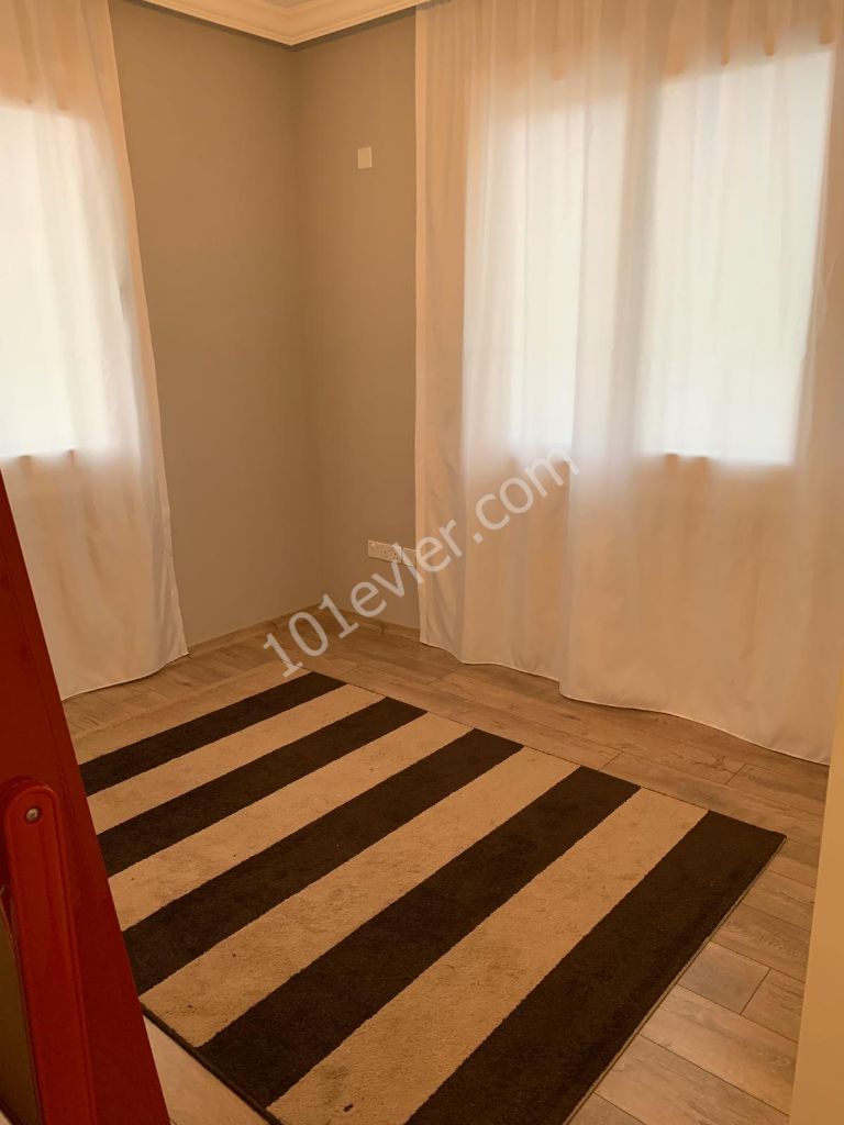 GİRNE ALSANCAK'TA KİRALIK FULL EŞYALI LÜKS 2+1 DAİRE