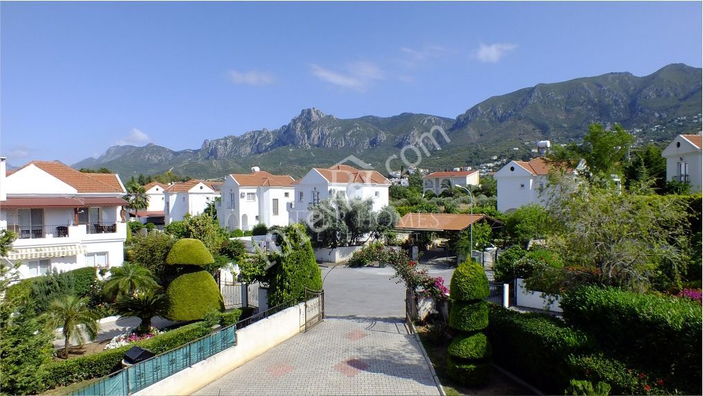 Villa For Sale in Karaoğlanoğlu, Kyrenia