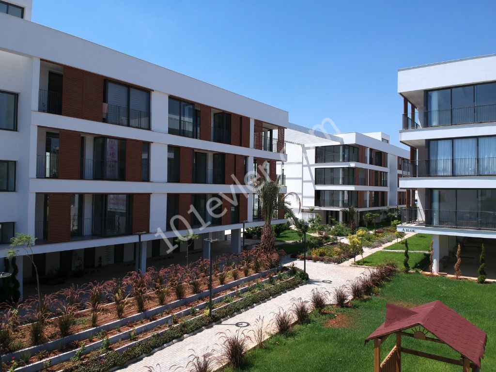 2 +1 APARTMENTS WITH TURKISH COB FOR SALE IN NICOSIA HAMITKOY ** 