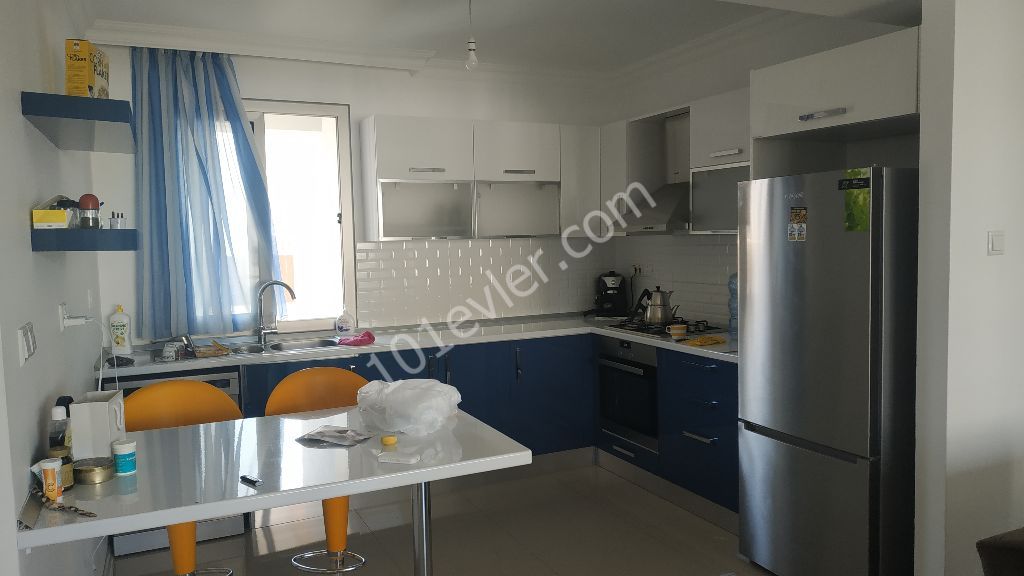 Flat To Rent in Girne Merkez, Kyrenia