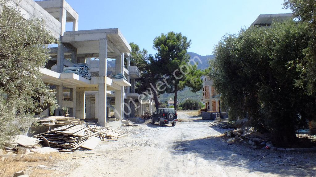 ZERO 3+1 VILLAS FOR SALE IN KYRENIA LAPTA ** 