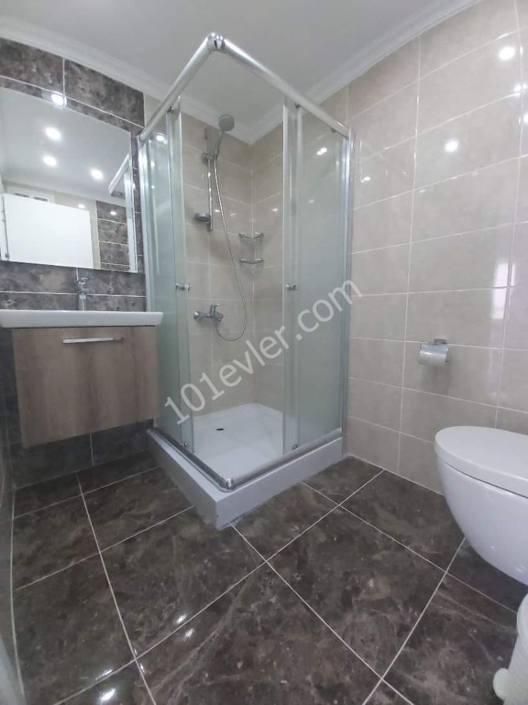 Flat To Rent in Yukarı Girne, Kyrenia