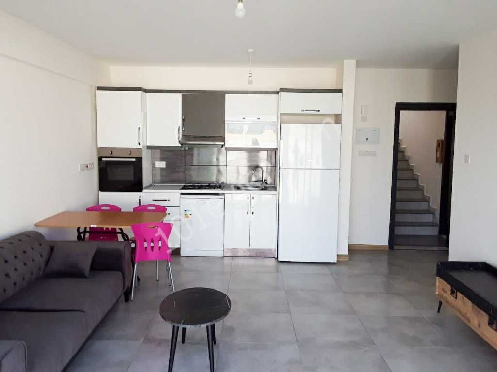 Flat To Rent in Alsancak, Kyrenia