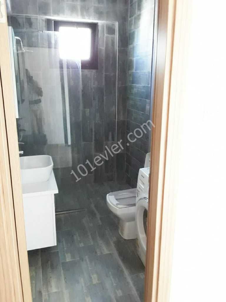 Girne Alsancak ta site içersinde 1+1 kiralık daire 