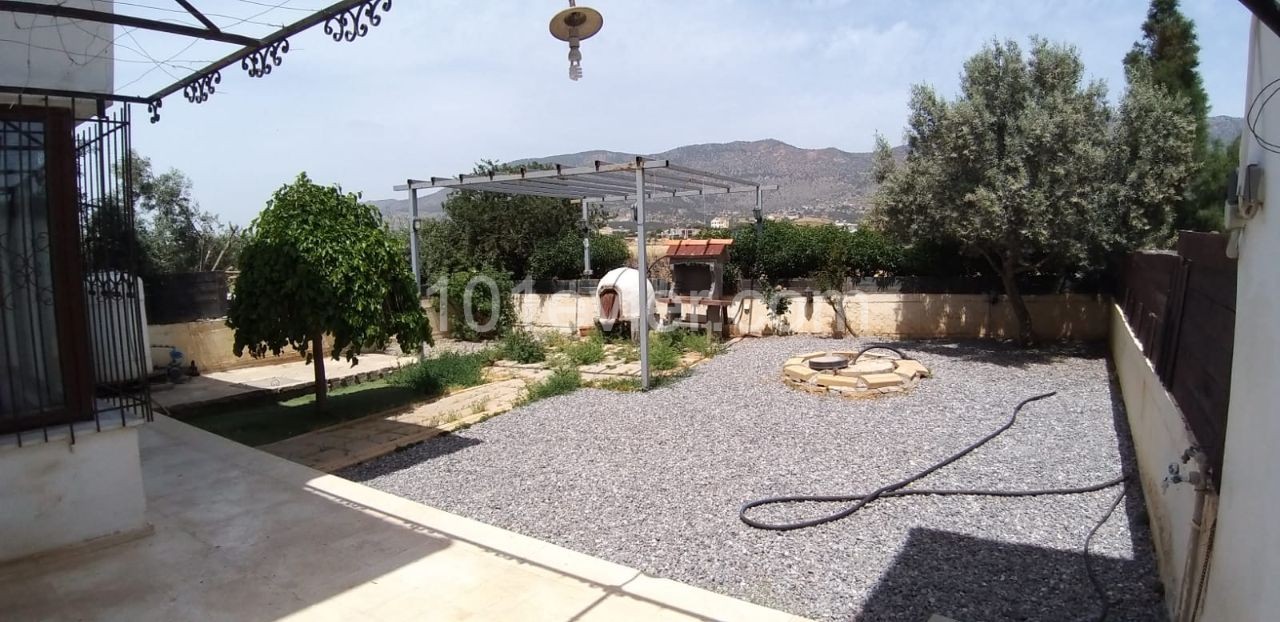 Turkish kochanli villa for sale in Kyrenia Bosphorus ** 