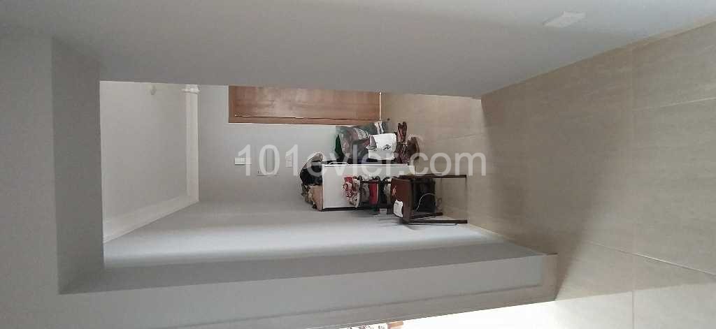 125 m2 3 + 1 apartment for sale in the center of Kyrenia ** 