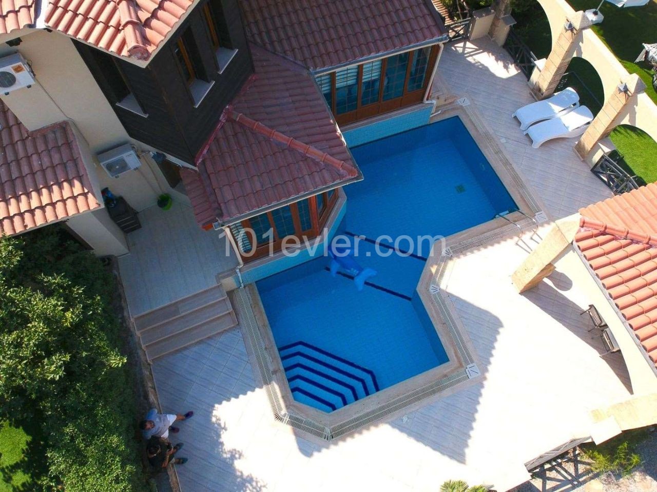 Villa with spacious and perfectly landscaped garden for sale in Bellapais, Girne ** 