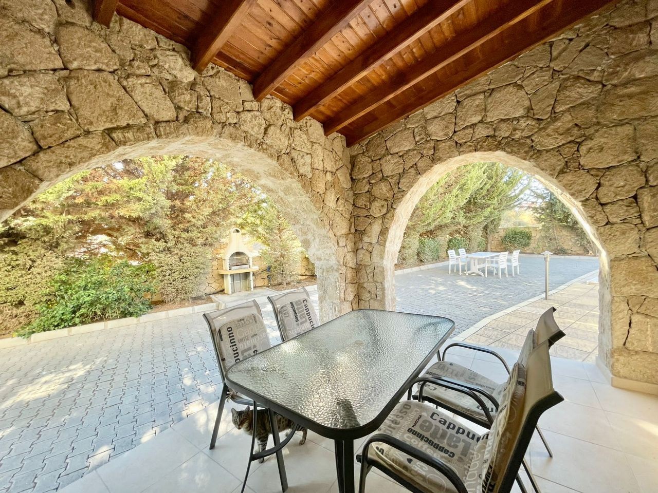 Duplex 3+1 villa for sale behind Altınkaya hotel in Girne Karakum ** 