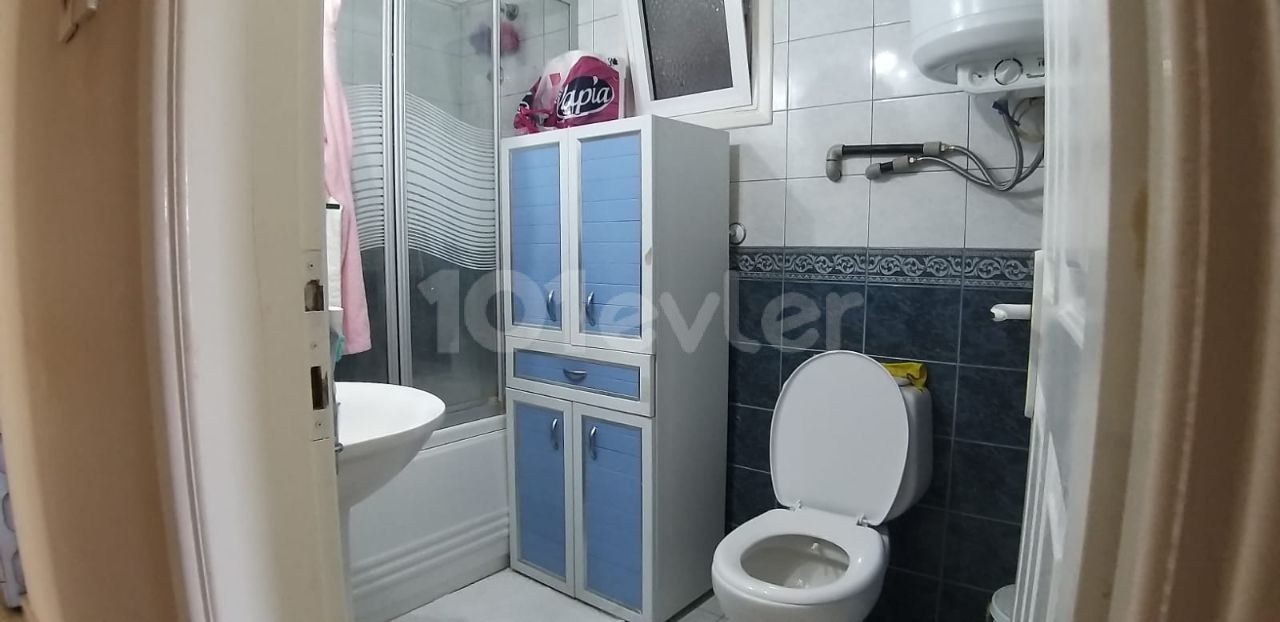 Girne merkezde satılık 3+1 daire 