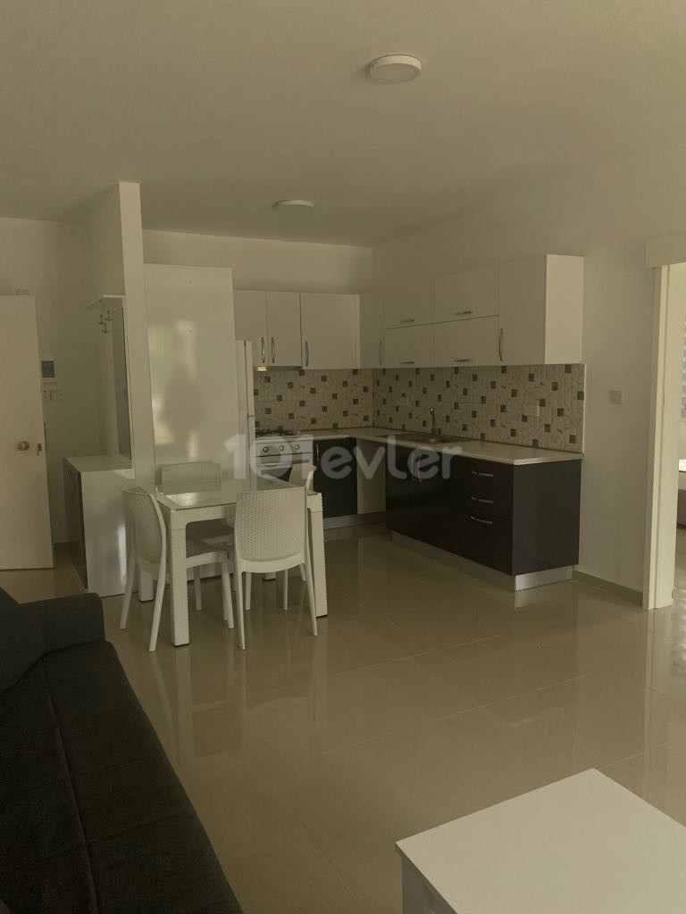 Girne Alsancak böl. 2+1 zemin kat kiralık