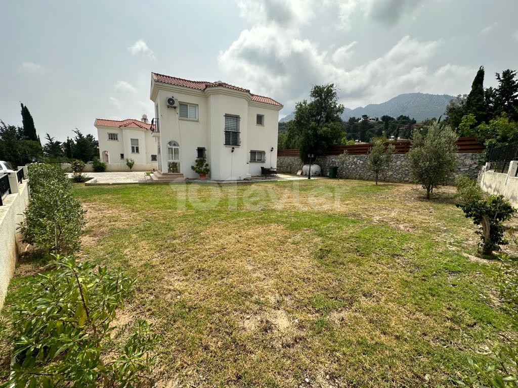 Villa To Rent in Yeşiltepe, Kyrenia