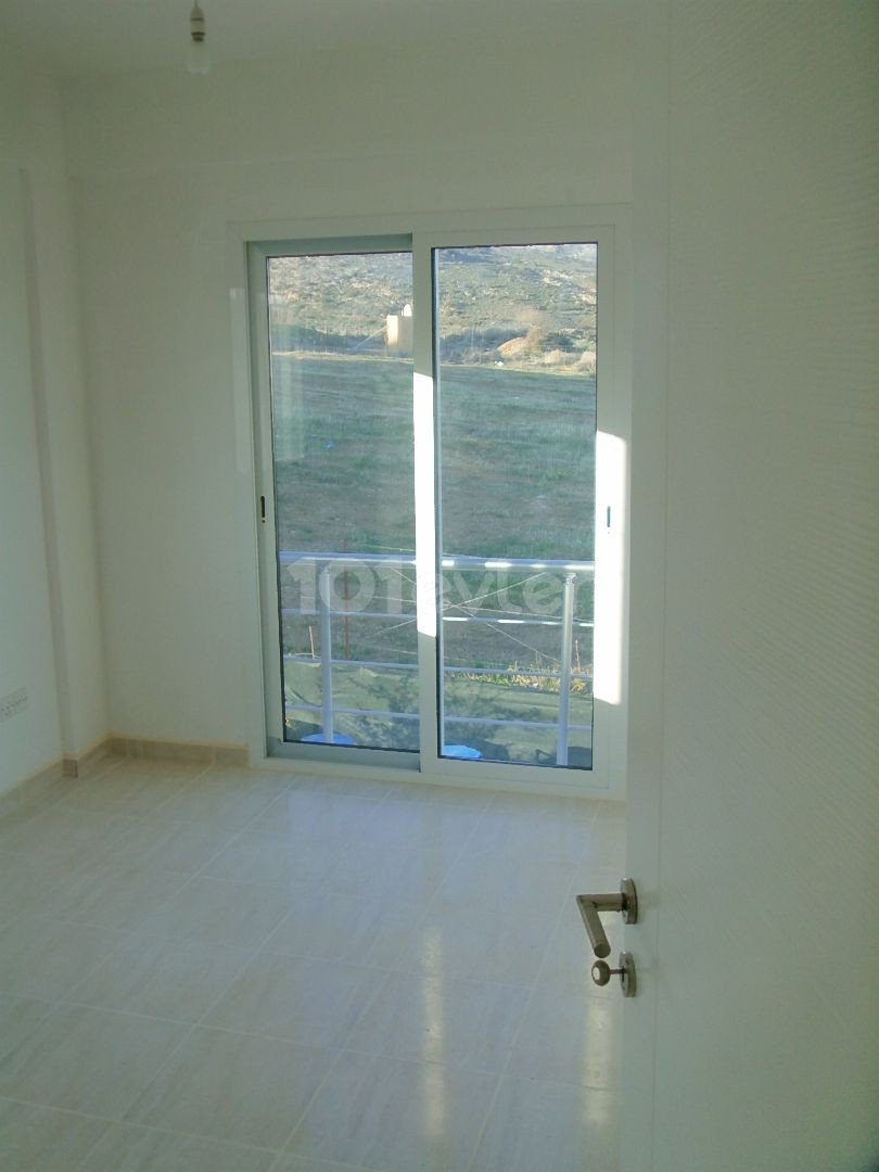 LEFKE  AVRUPA ÜNİVERSİTESİ YANINDA SATILIK 2+1-FOR SALE FLAT OF NEAR  EUROPEAN UNIVERSITY OF LEFKE