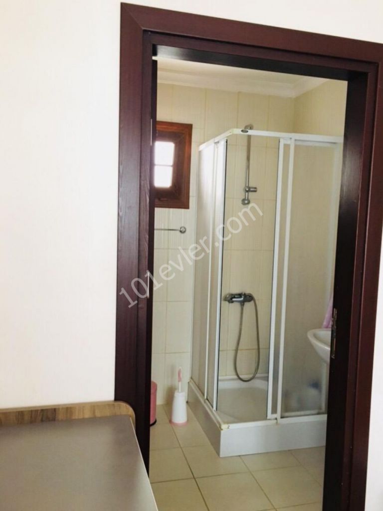 3 + 1 PENTHOUSE ZU VERKAUFEN IN DER OBEREN KYRENIA - ALTER PREIS LLOGARA 145,000 (0533 820 2055) ** 