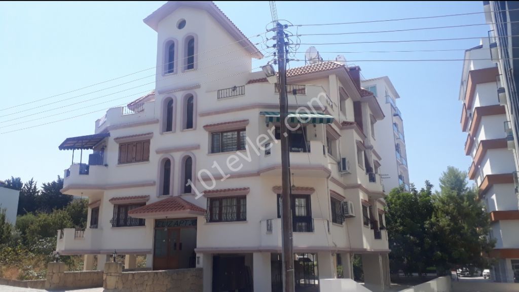 3 BEDROOM PENTHOUSE FOR SALE IN UPPER KYRENIA - PRICE WAS £145,000 (0533 820 2055)