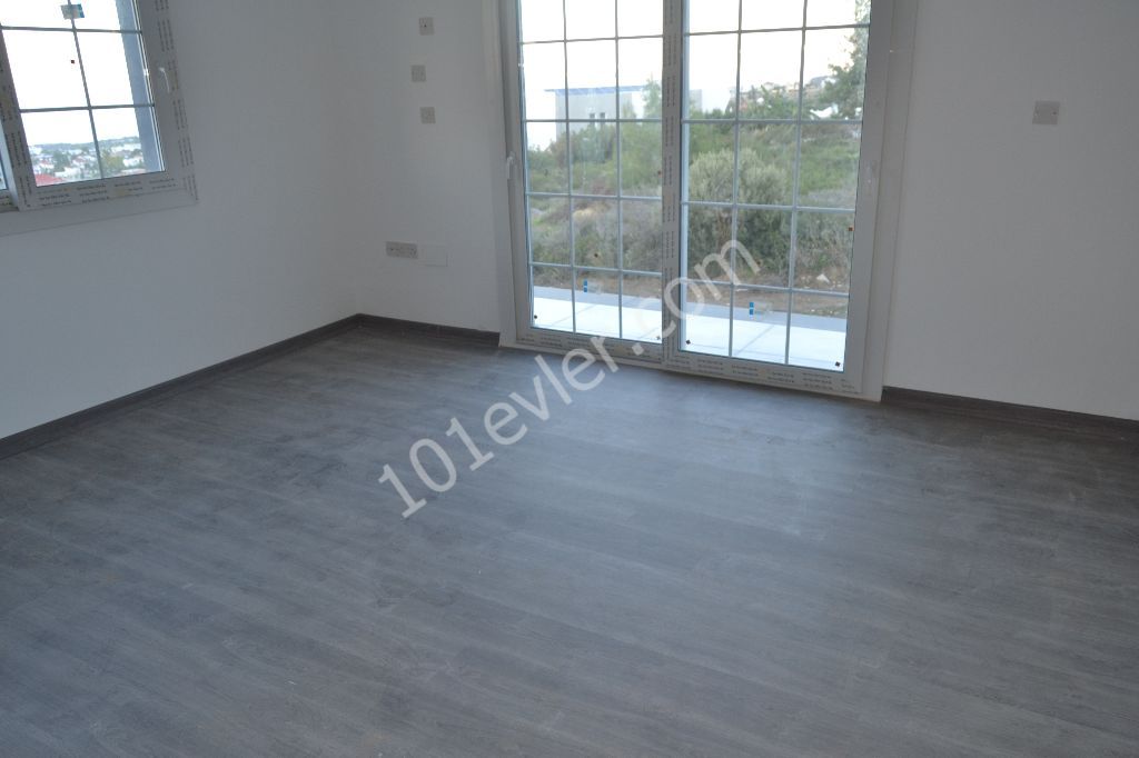 ŞİMDİ £975000 - ÇATALKÖY'DE 2+1 VİLLA