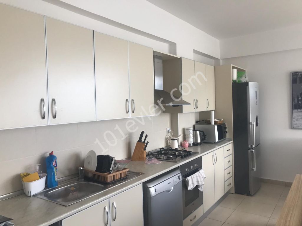 3+1 duplex penthouse, DAU ve Salamis Cadde cok yakin