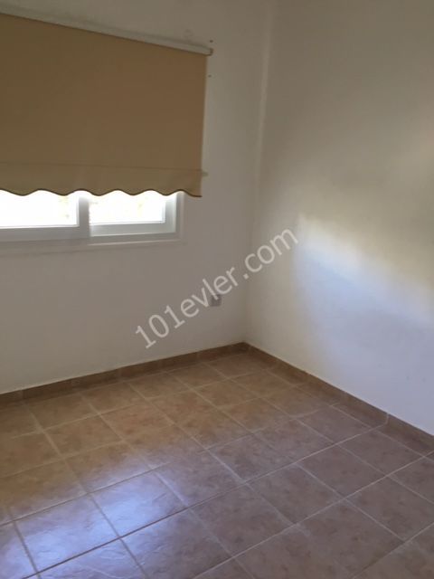 Flat To Rent in Girne Merkez, Kyrenia