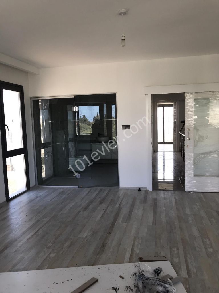 LUXURY TRIPLEX THREE BEDROOM DETACHED-HOUSES IN KARAOĞLANOĞLU